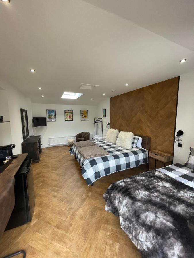 Golfers Dream Guest Suite With Onsite Golf Studio Available For Booking By Guests Strathkinness Exterior foto